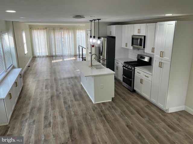 200 PENN ST, Riverton, NJ 08077