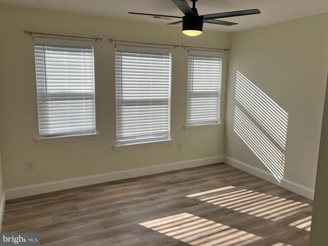 200 PENN ST, Riverton, NJ 08077