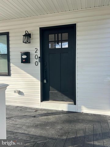 200 PENN ST, Riverton, NJ 08077