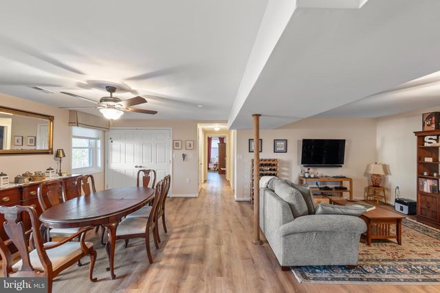 104 GREENWOOD CT, Cross Junction, VA 22625