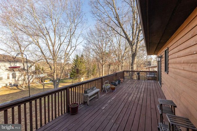 104 GREENWOOD CT, Cross Junction, VA 22625