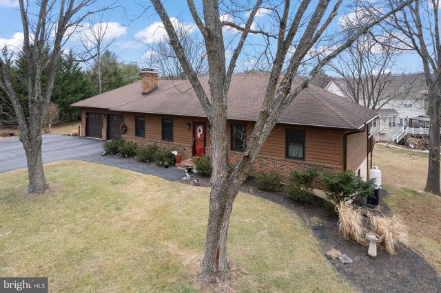 104 GREENWOOD CT, Cross Junction, VA 22625