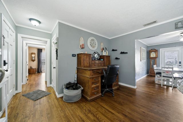 1415 Glenlain Drive, Grand Saline, TX 75140