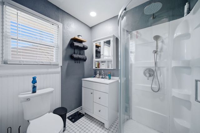 1415 Glenlain Drive, Grand Saline, TX 75140