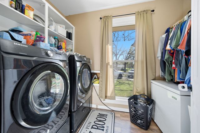 1415 Glenlain Drive, Grand Saline, TX 75140