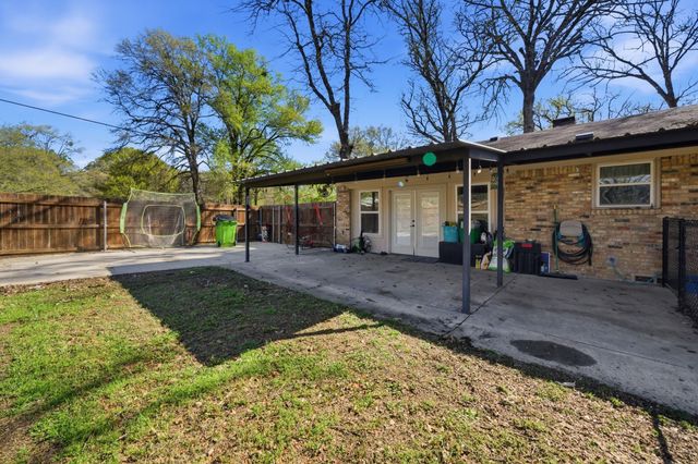 1415 Glenlain Drive, Grand Saline, TX 75140
