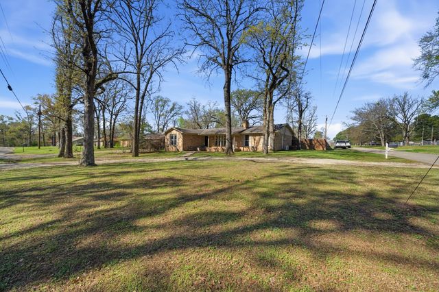 1415 Glenlain Drive, Grand Saline, TX 75140