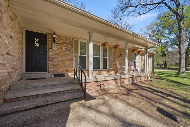 1415 Glenlain Drive, Grand Saline, TX 75140