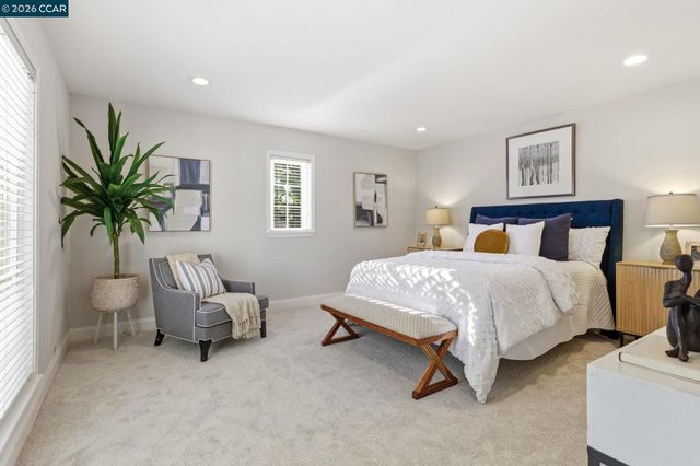 612 Sitka Dr, Walnut Creek, CA 94598