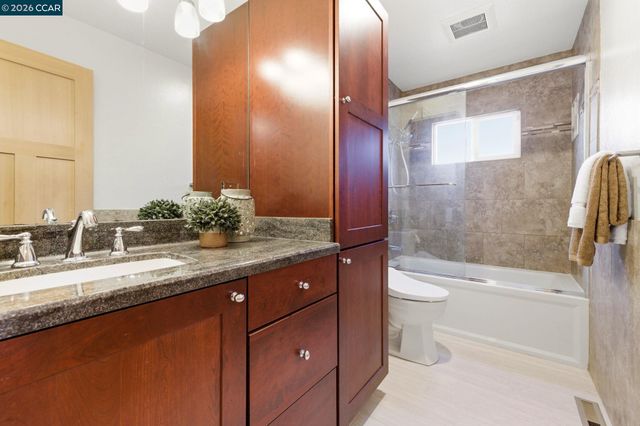 612 Sitka Dr, Walnut Creek, CA 94598