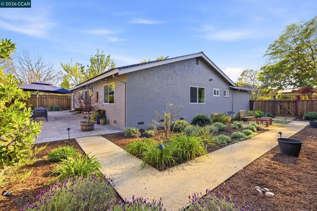 612 Sitka Dr, Walnut Creek, CA 94598