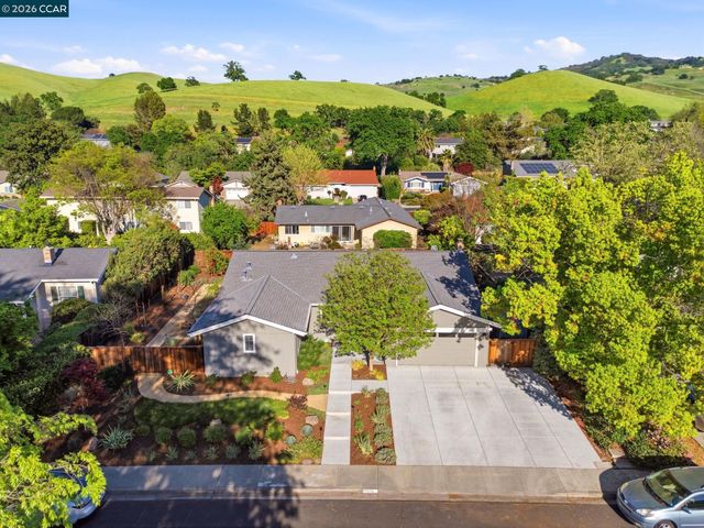 612 Sitka Dr, Walnut Creek, CA 94598