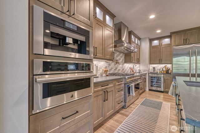 1 Crescent Valley Drive NW, Gig Harbor, WA 98332