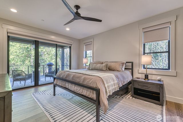 1 Crescent Valley Drive NW, Gig Harbor, WA 98332