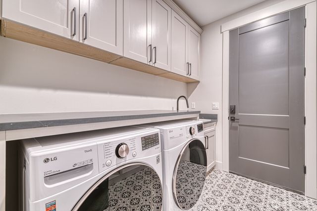 1 Crescent Valley Drive NW, Gig Harbor, WA 98332