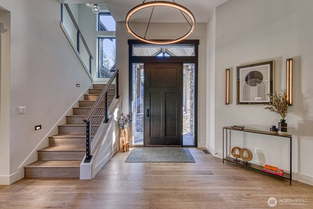 1 Crescent Valley Drive NW, Gig Harbor, WA 98332