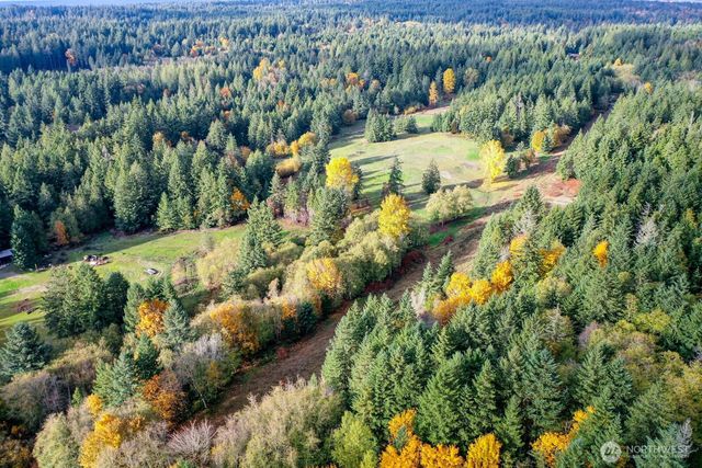 1 Crescent Valley Drive NW, Gig Harbor, WA 98332