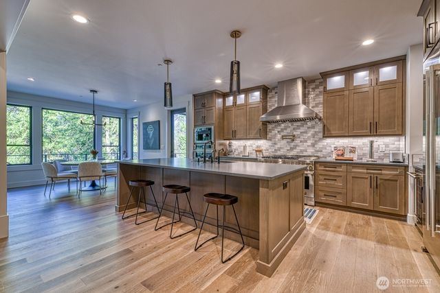 1 Crescent Valley Drive NW, Gig Harbor, WA 98332