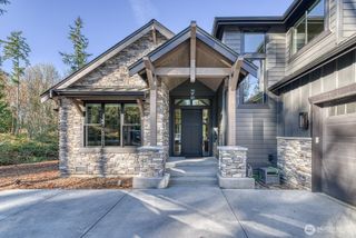 1 Crescent Valley Drive NW, Gig Harbor, WA 98332