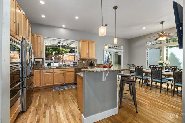 4910 W Outlook Ave, Boise, ID 83703