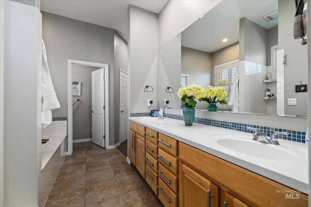 4910 W Outlook Ave, Boise, ID 83703