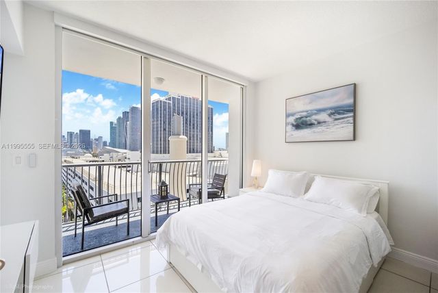 1750 N Bayshore Dr 1214, Miami, FL 33132