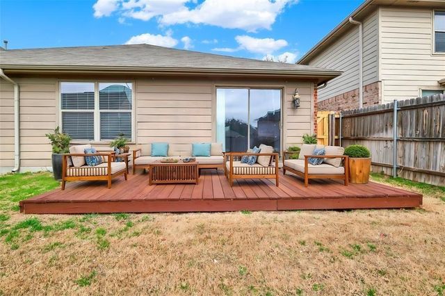 4204 Enchanted Rock Lane, Fort Worth, TX 76244