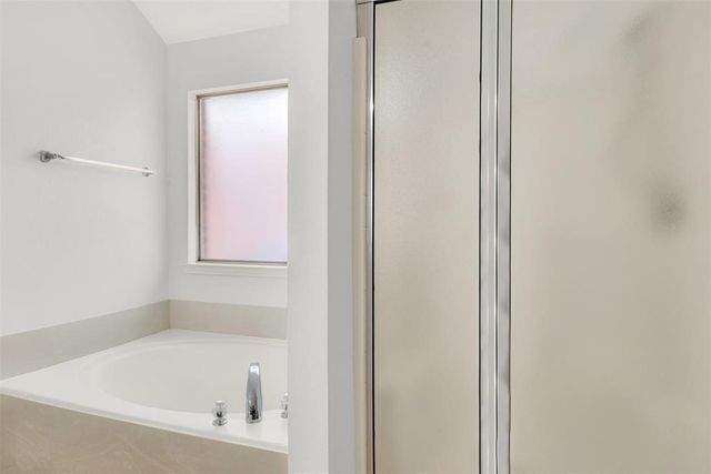 4204 Enchanted Rock Lane, Fort Worth, TX 76244