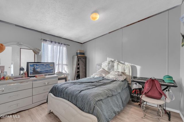 332 Richland Street, Horizon City, TX 79928