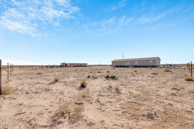 332 Richland Street, Horizon City, TX 79928