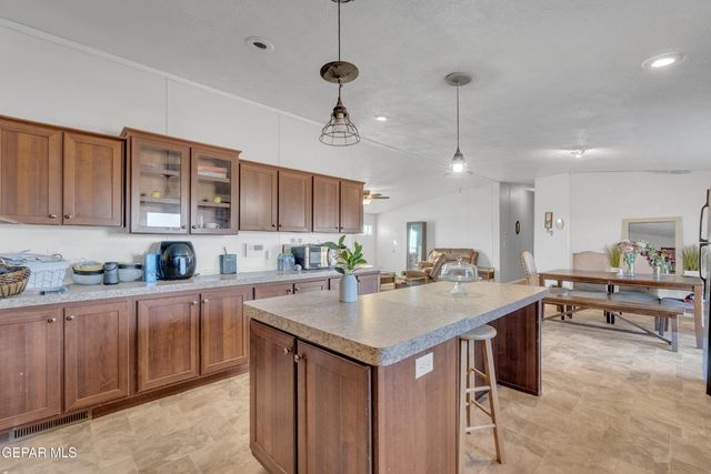 332 Richland Street, Horizon City, TX 79928