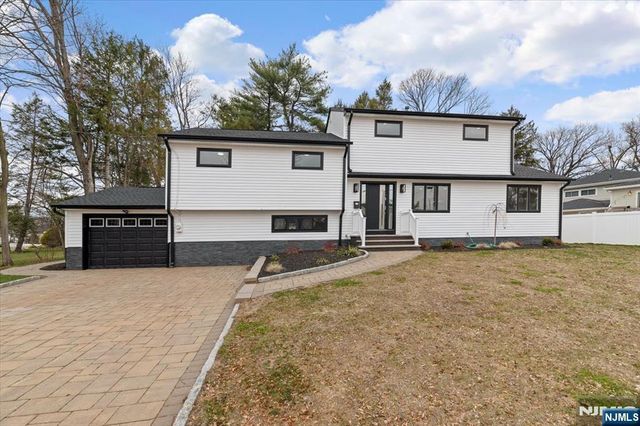 229 Standish Road, Paramus, NJ 07652