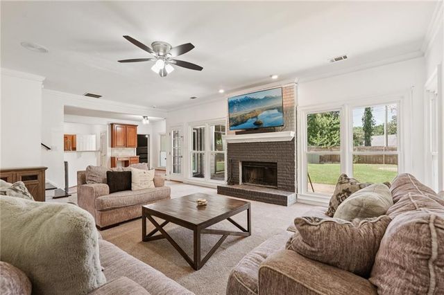 1496 Fallsbrook NW Court, Acworth, GA 30101
