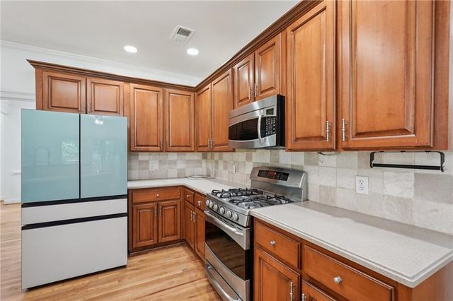 1496 Fallsbrook NW Court, Acworth, GA 30101