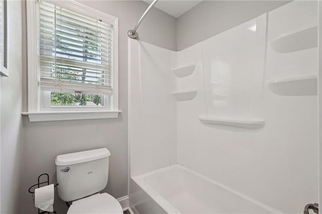 1496 Fallsbrook NW Court, Acworth, GA 30101