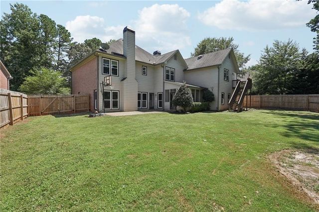 1496 Fallsbrook NW Court, Acworth, GA 30101