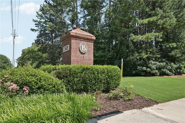 1496 Fallsbrook NW Court, Acworth, GA 30101
