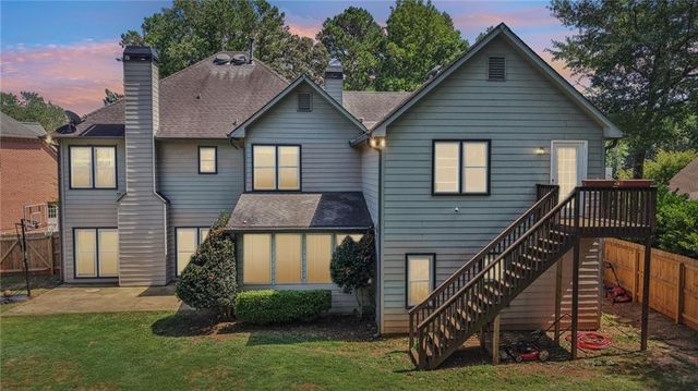 1496 Fallsbrook NW Court, Acworth, GA 30101