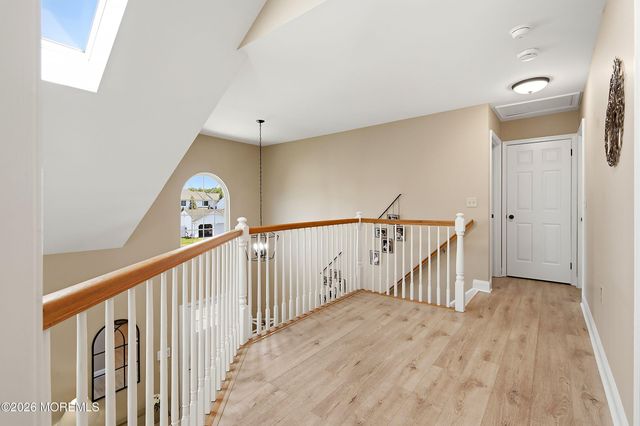 28 Silverbrooke Circle, Howell, NJ 07731