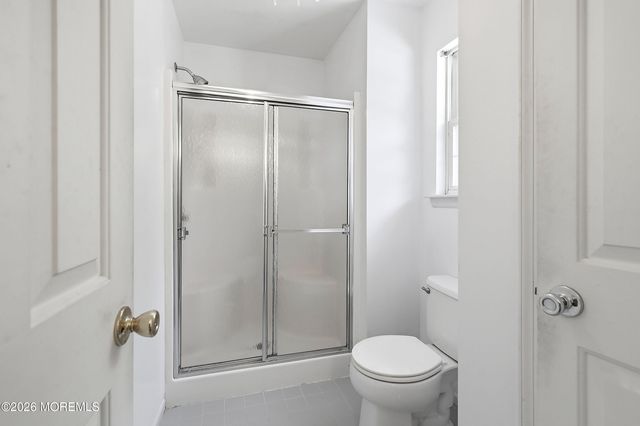 28 Silverbrooke Circle, Howell, NJ 07731