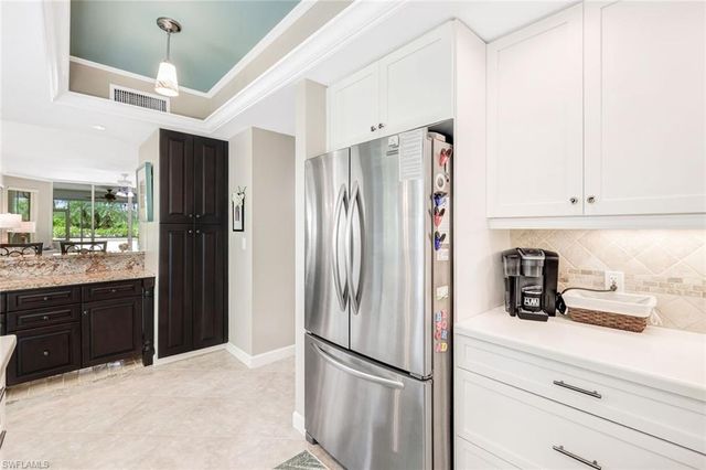 315 Dunes Blvd Apt T1 01, Naples, FL 34110