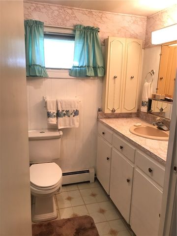 179 LANE 4 Road, Warwick, RI 02888