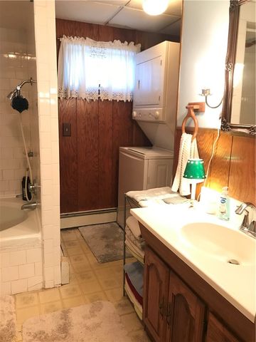 179 LANE 4 Road, Warwick, RI 02888