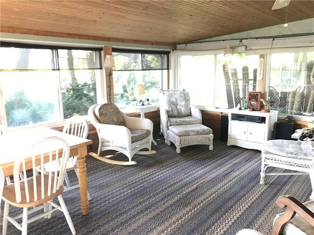 179 LANE 4 Road, Warwick, RI 02888