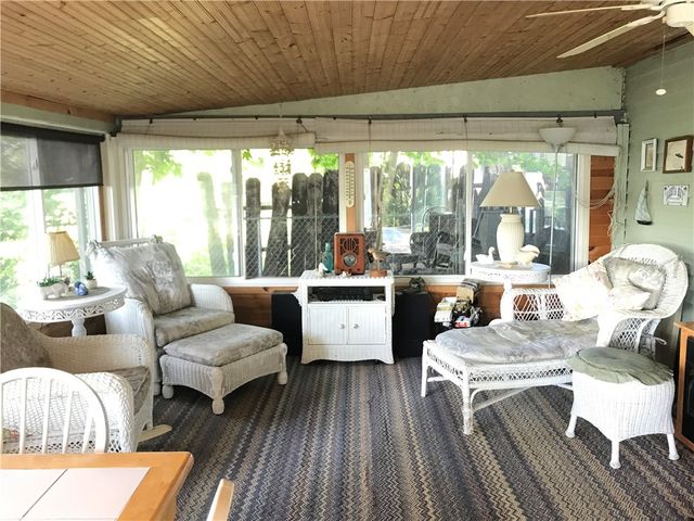 179 LANE 4 Road, Warwick, RI 02888