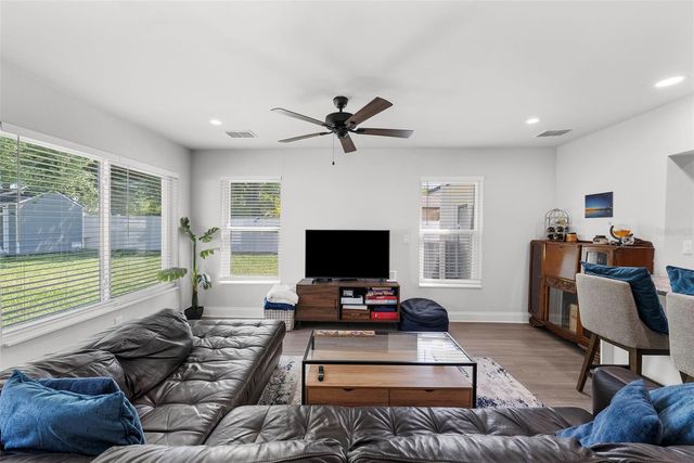 4006 S CHURCH AVENUE, Tampa, FL 33611