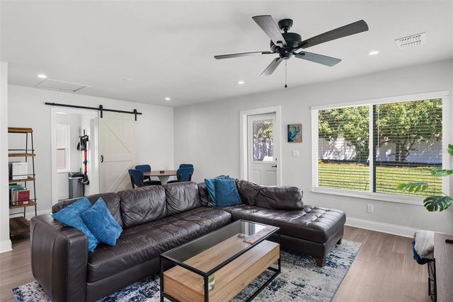 4006 S CHURCH AVENUE, Tampa, FL 33611