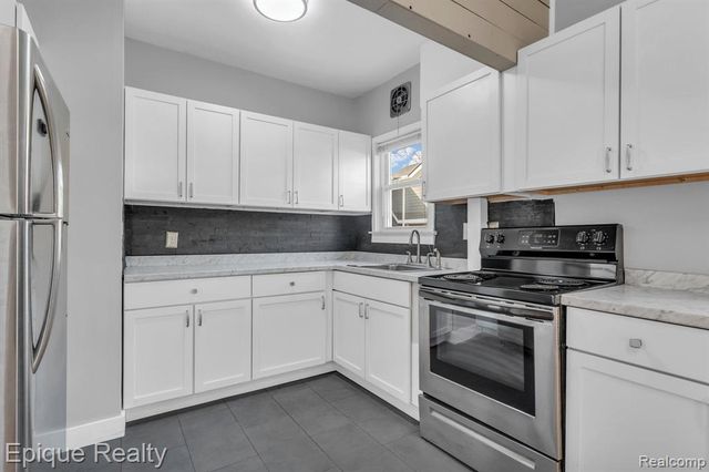 333 Woodward Avenue 1, Rochester, MI 48307