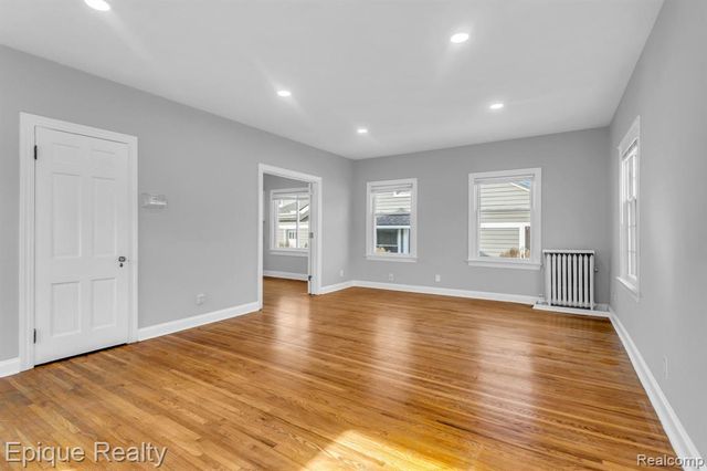 333 Woodward Avenue 1, Rochester, MI 48307
