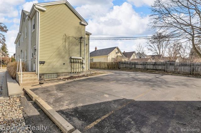 333 Woodward Avenue 1, Rochester, MI 48307